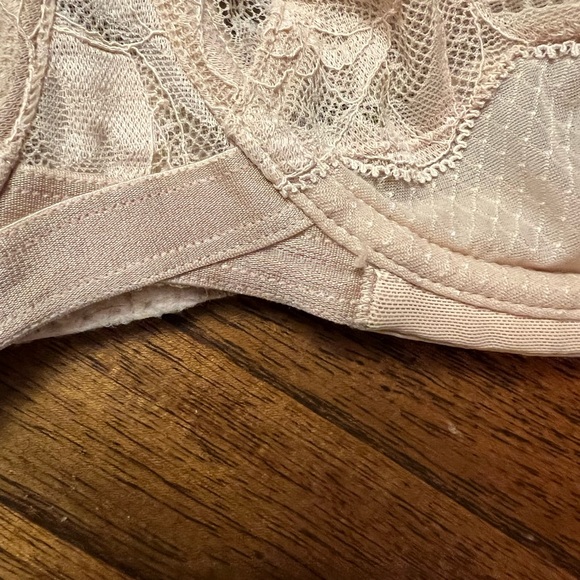 Natori Heavenly Convertible Balconette Bra 34DD in classic light tan/nude - Picture 8 of 9